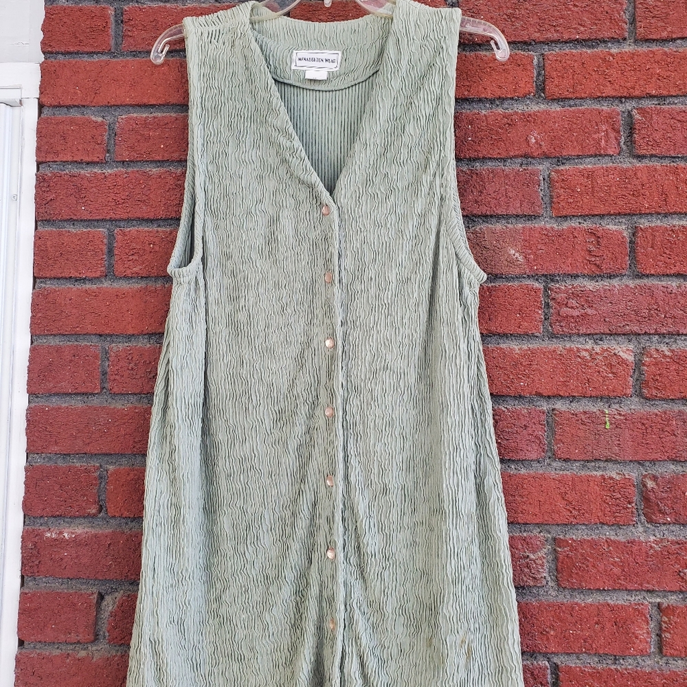 Sleeveless top